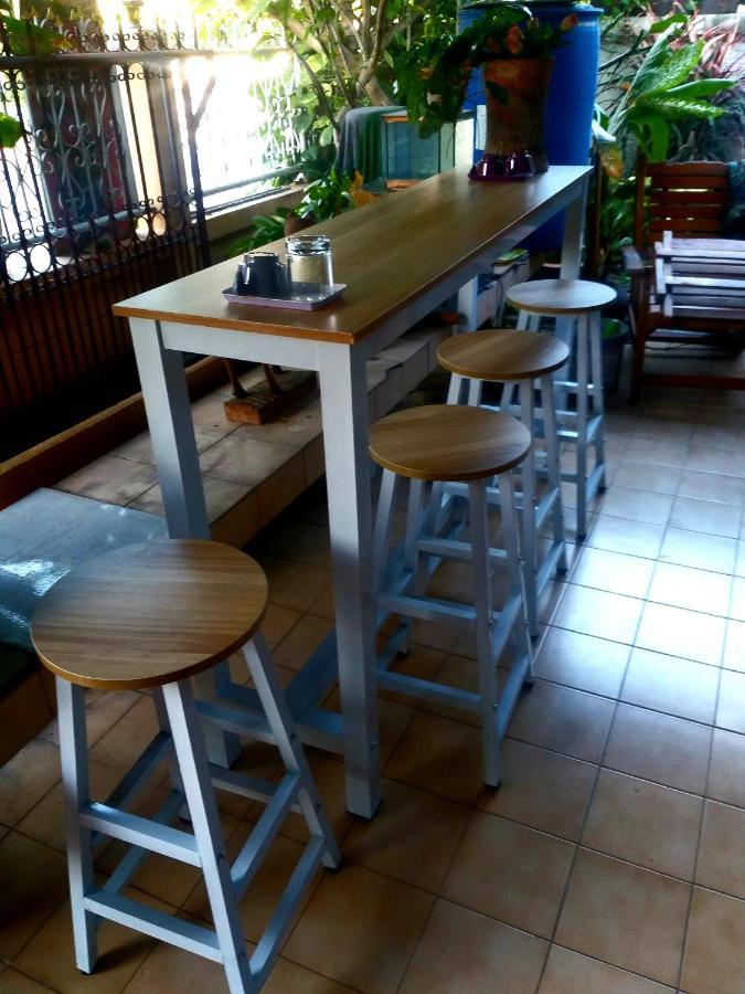 Srikrung Guesthouse Пра Након Си Аютая Екстериор снимка