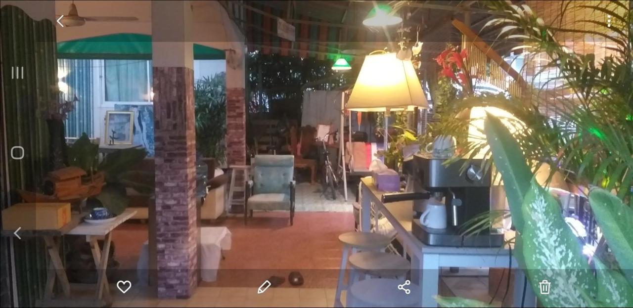 Srikrung Guesthouse Пра Након Си Аютая Екстериор снимка