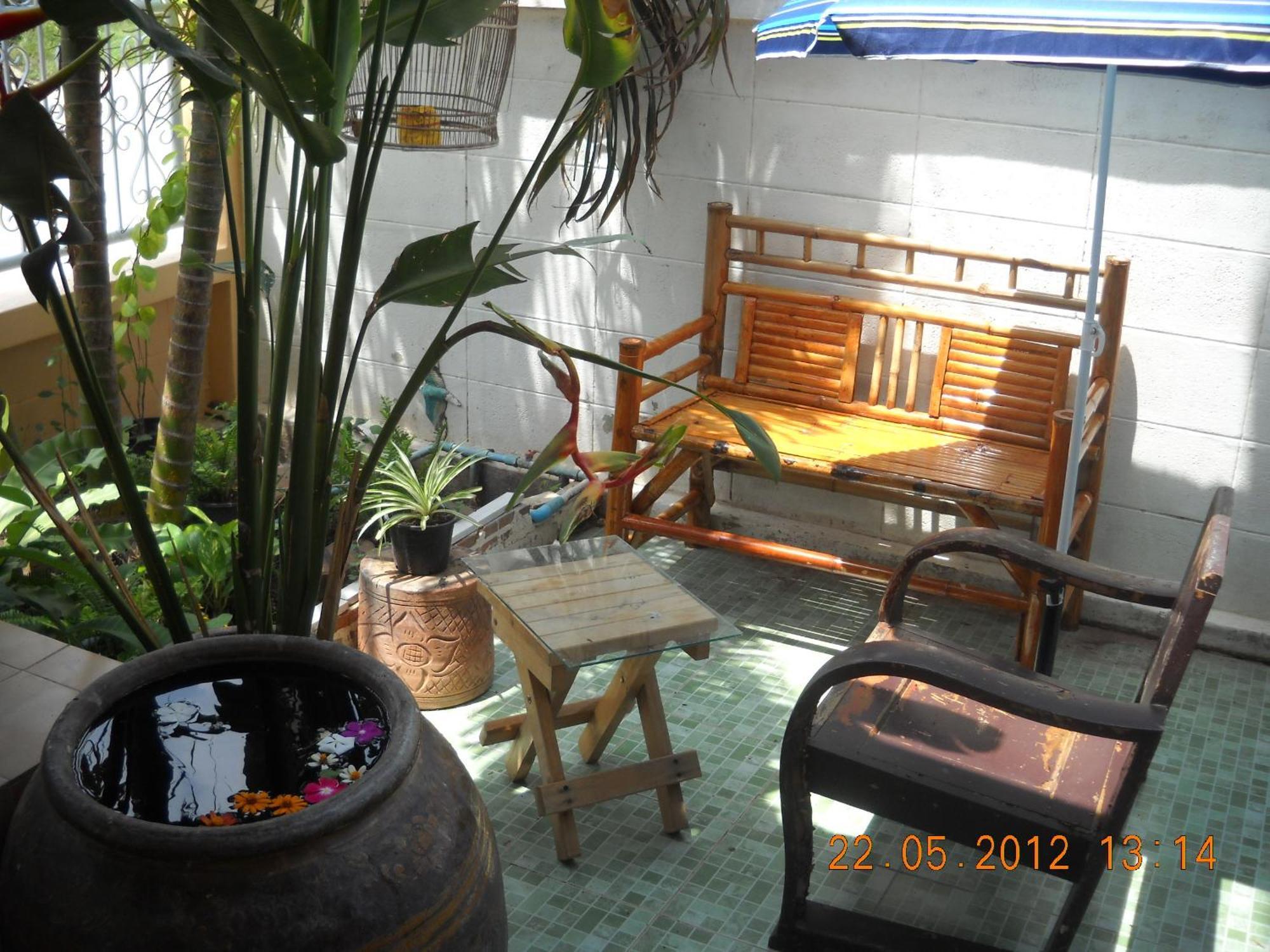 Srikrung Guesthouse Пра Након Си Аютая Екстериор снимка