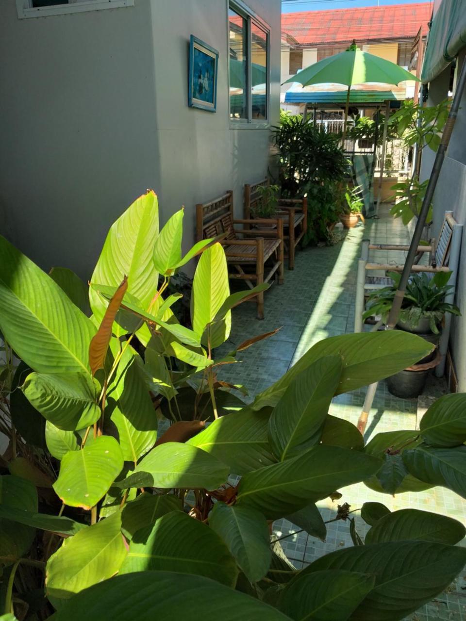 Srikrung Guesthouse Пра Након Си Аютая Екстериор снимка