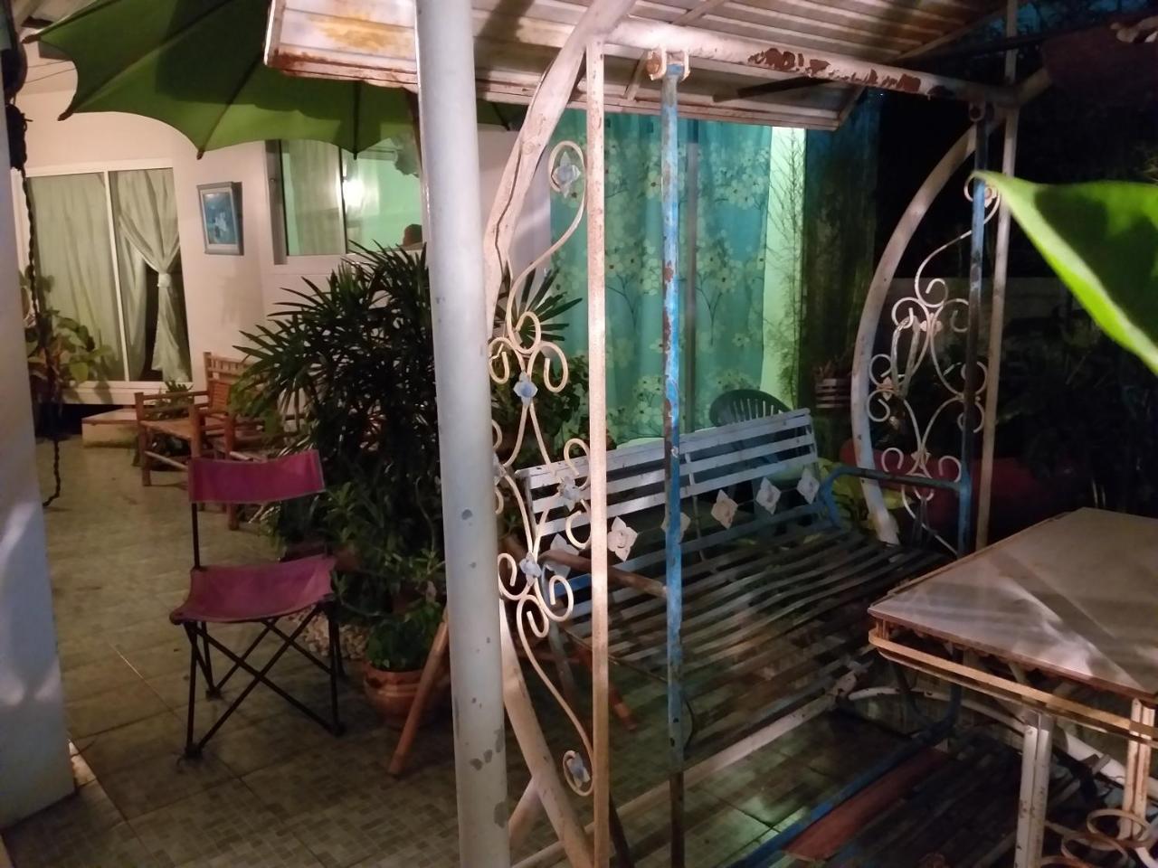 Srikrung Guesthouse Пра Након Си Аютая Екстериор снимка