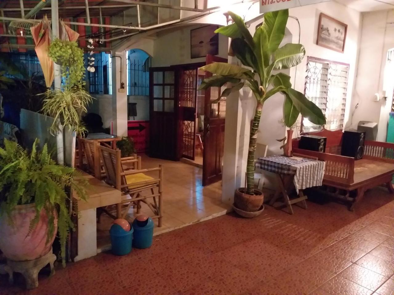 Srikrung Guesthouse Пра Након Си Аютая Екстериор снимка