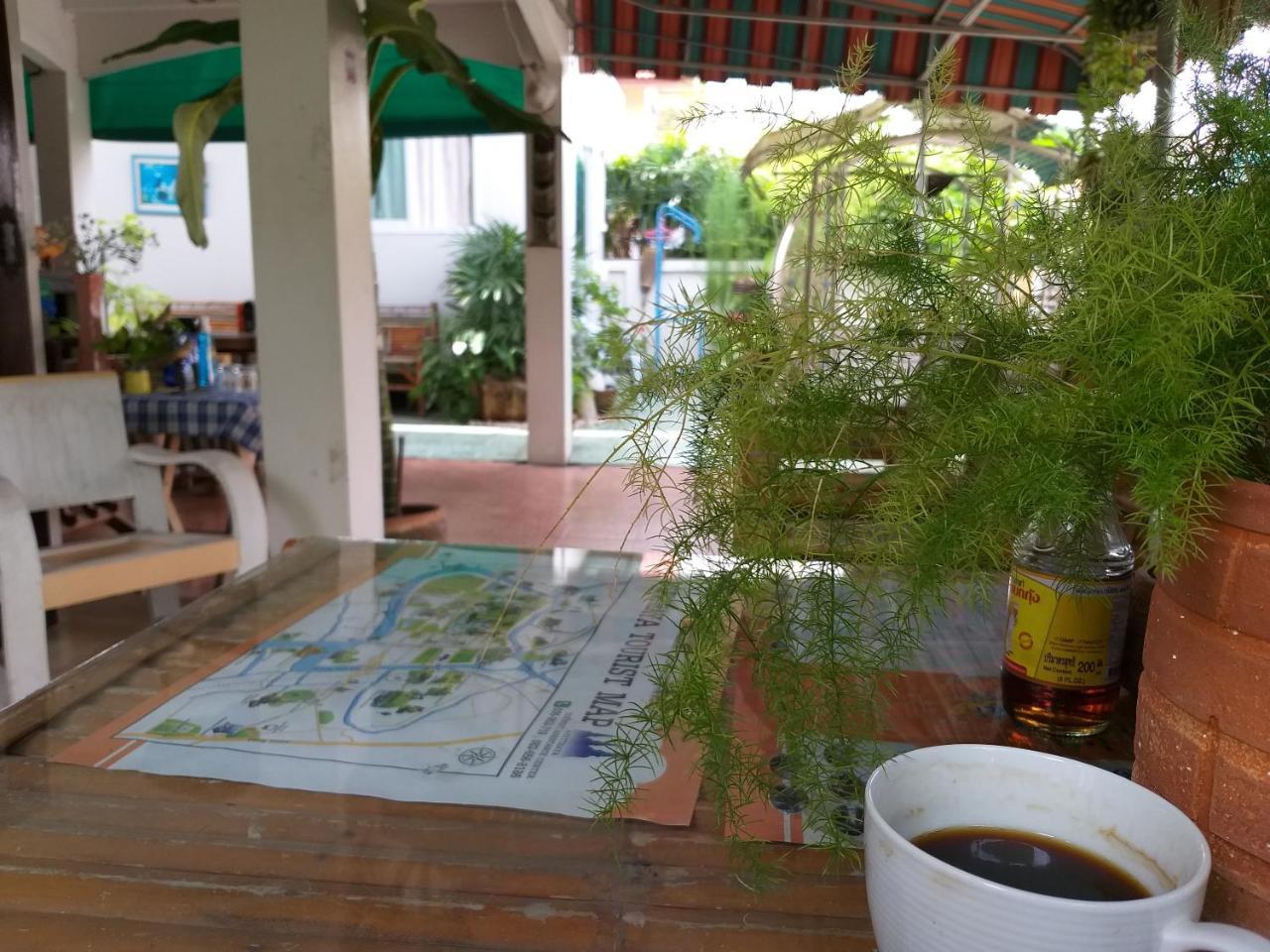 Srikrung Guesthouse Пра Након Си Аютая Екстериор снимка