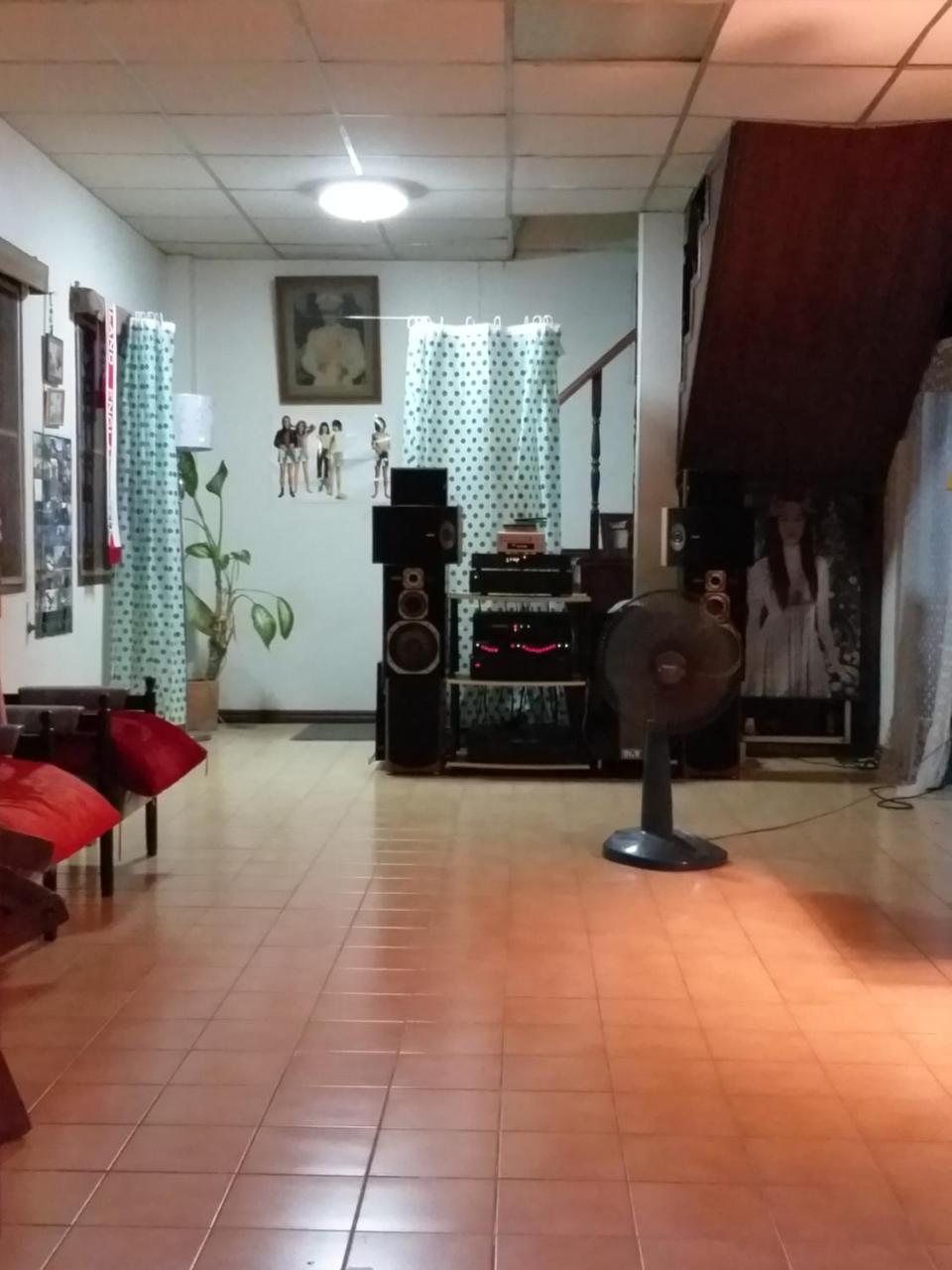Srikrung Guesthouse Пра Након Си Аютая Екстериор снимка