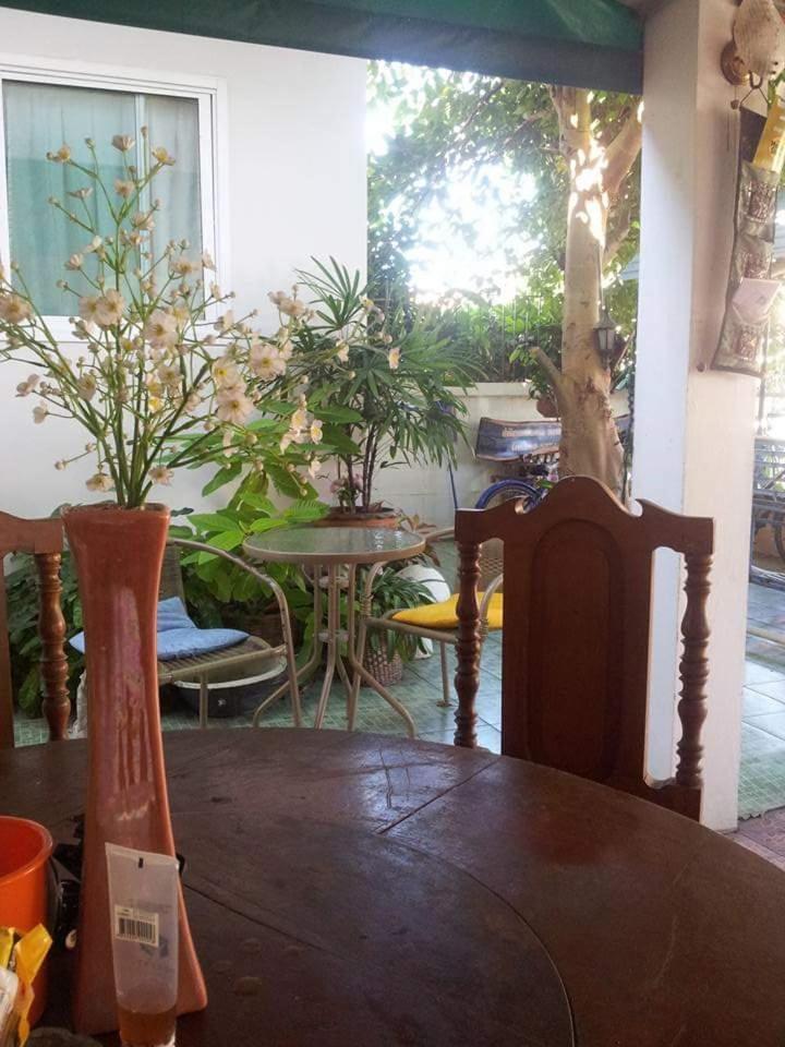 Srikrung Guesthouse Пра Након Си Аютая Екстериор снимка